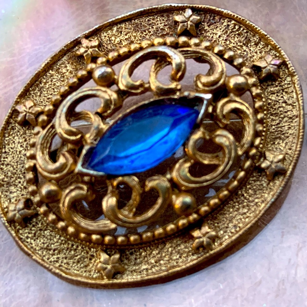 •Antique Brass Brooch with Royal Blue Center Stone•
